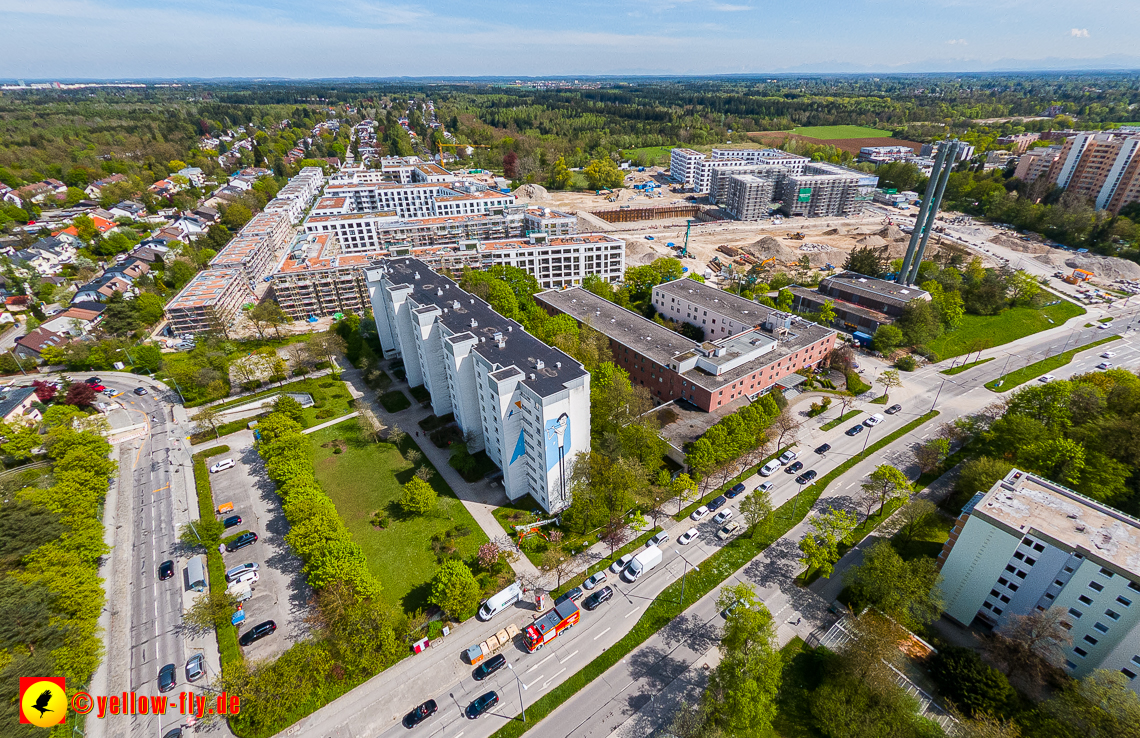 04.05.2023 - Luftbilder vom Alexisqaurtier und Pandion Verde in Neuperlach